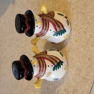 Sango Christmas Snowman salt and pepper shaker